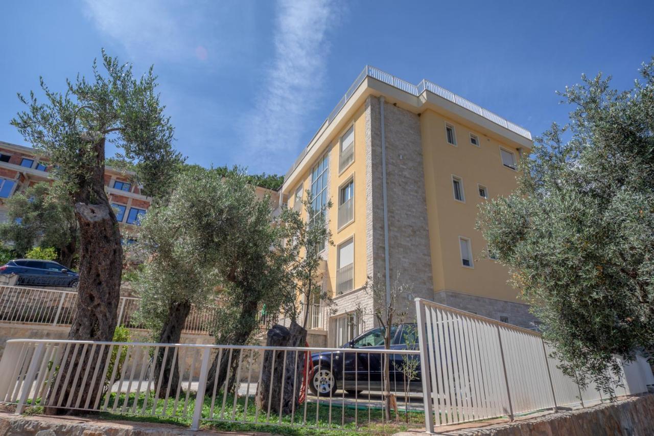 Petrovac Apartments Bonazza מראה חיצוני תמונה
